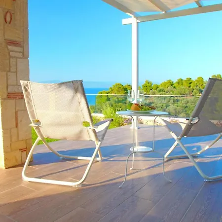 Paliouri Sea Lounge By Luxlikehome Villa *