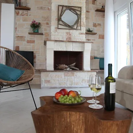 Paliouri Sea Lounge By Luxlikehome Villa