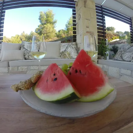 Villa Paliouri Sea Lounge By Luxlikehome *