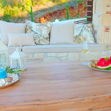 Sea Lounge By Luxlikehome Paliouri